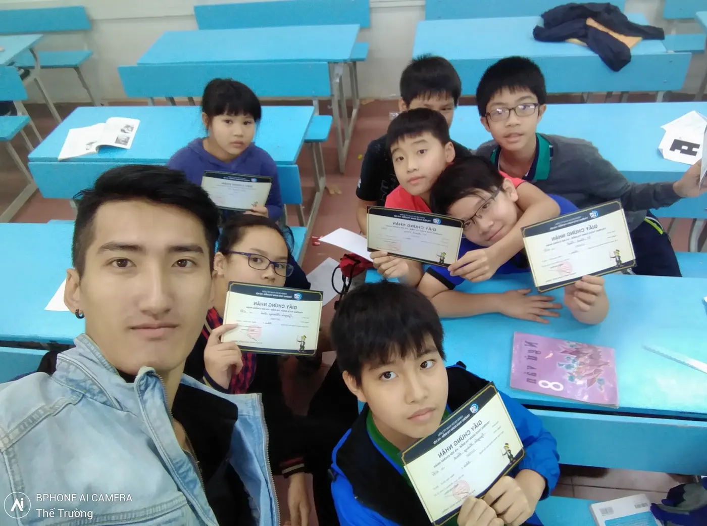 Học sinh học Ảo thuật với bộ bài