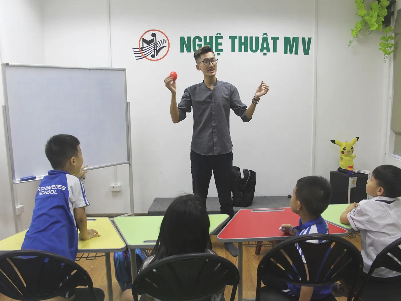 Lớp Little Magician