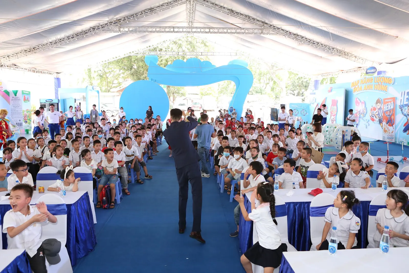 Biểu diễn Ảo thuật tại sự kiện trường học